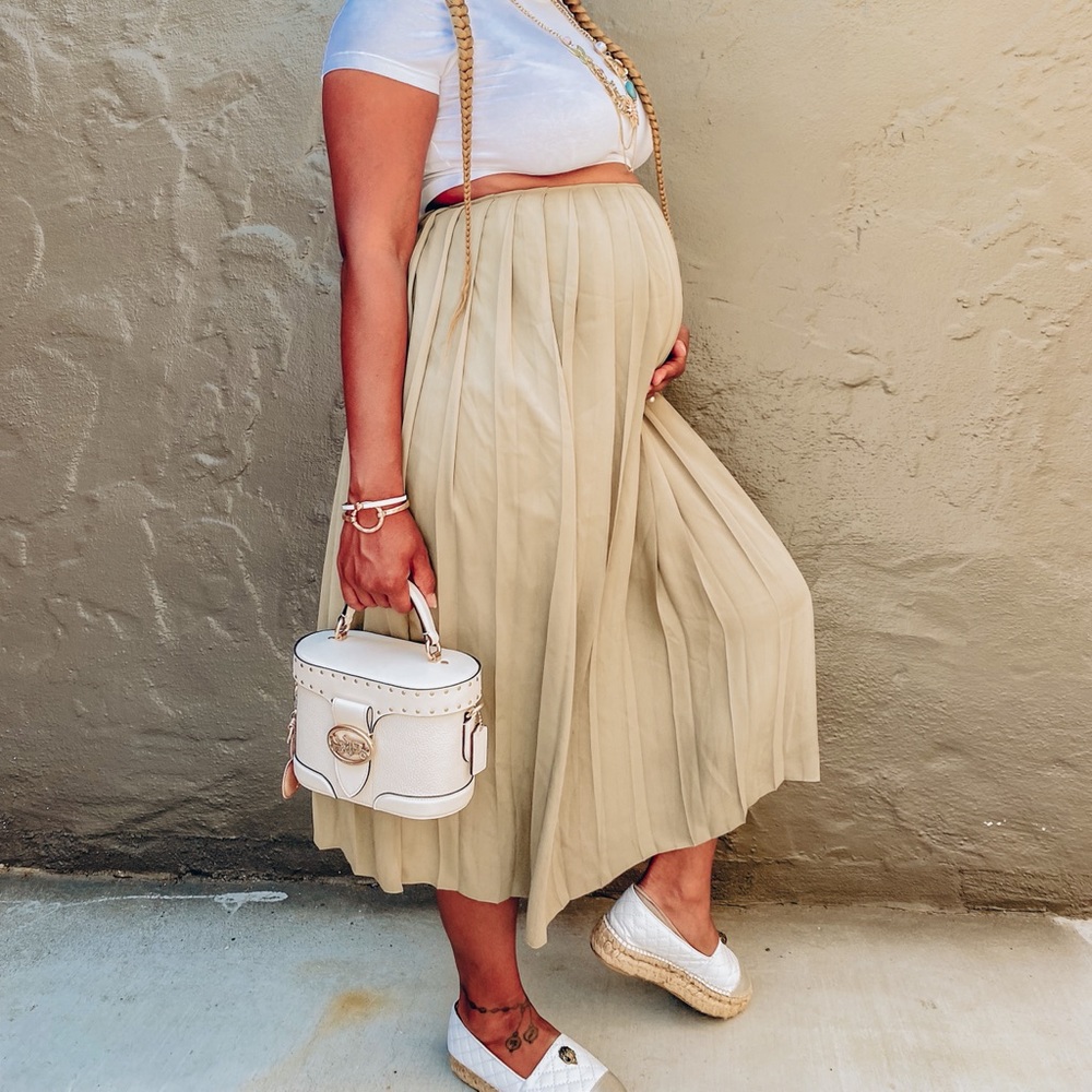 ASOS maternity pleated mini skirt in Khaki (US 6)